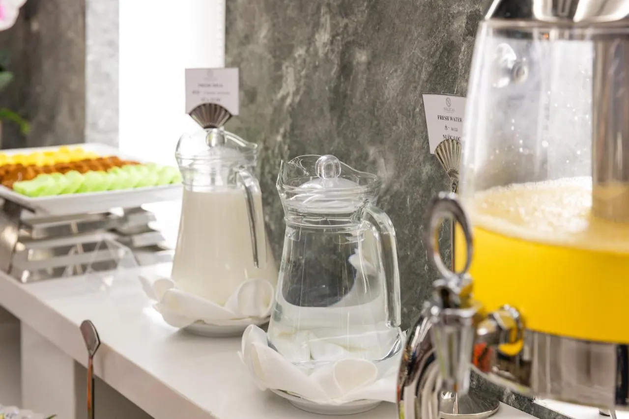 Nalicas Nha Trang Hotel 4*,